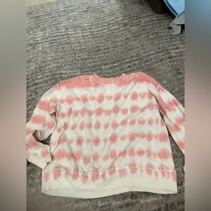 tie-dye sweater